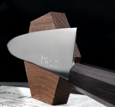 Santoku_5110db06a0577.jpg